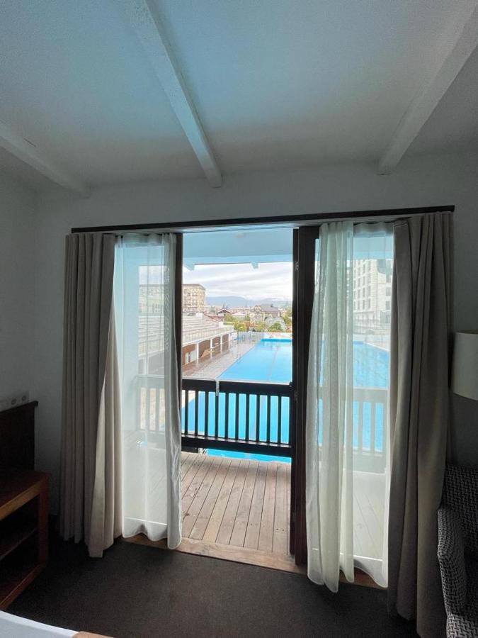 Dem Hotel 苏呼米 外观 照片